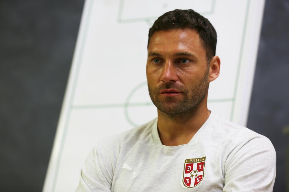 OVO SIGURNO NISTE ZNALI O DUŠKU TOŠIĆU: Reč je o njegovom PRIVATNOM ŽIVOTU, baš je EMOTIVNO