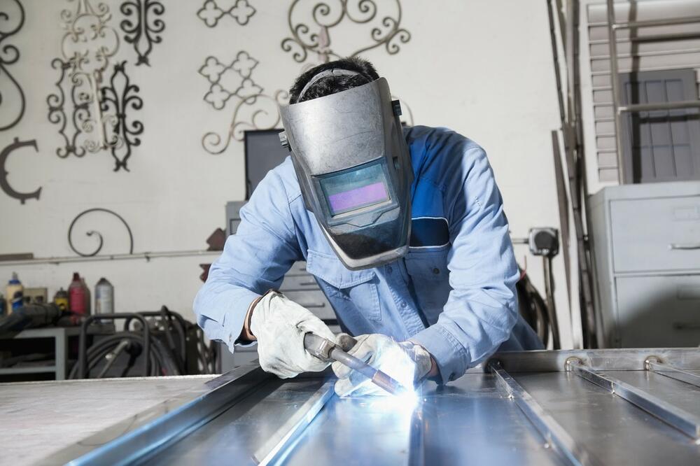 BIZNIS KOME NI RAT NIŠTA NE MOŽE! Uvek na VRHU ekonomske SKALE i ovo je RAZLOG