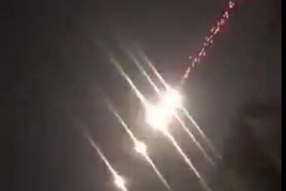 ISPALJENE RAKETE NA AMERIČKU AMBASADU U BAGDADU! (VIDEO)