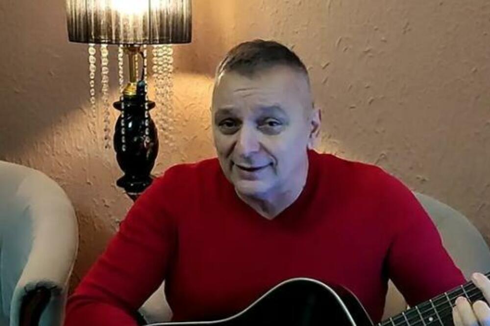 DOBRO POGLEDAJTE LICE OVOG ČOVEKA! NEMA KO NJEGOV HIT NE ZNA: Vedrio i OBLAČIO estradom, a EVO šta sada radi