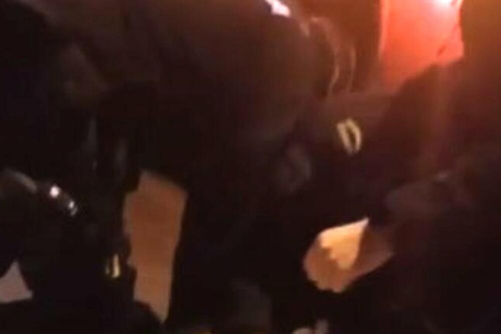 DRAMA NA MIRIJEVU! Vozač autobusa BLOKIRAO ulicu na sat vremena (VIDEO)