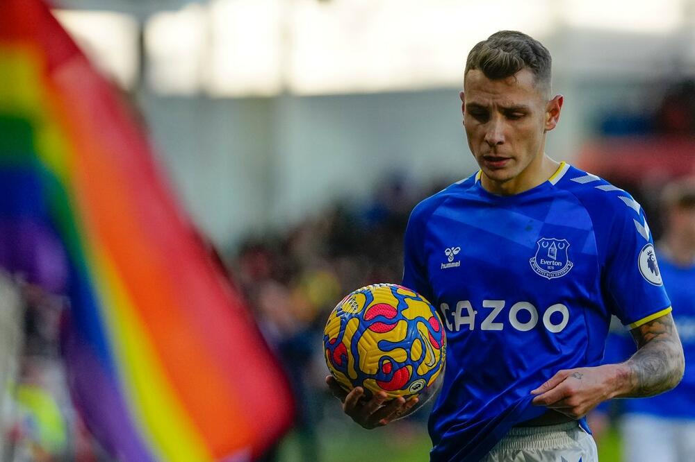 DINJ OTKRIO JEDAN OD RAZLOGA ZAŠTO JE NAPUSTIO EVERTON: Neka dešavanja i reči izgovorene o meni su me rastužile!