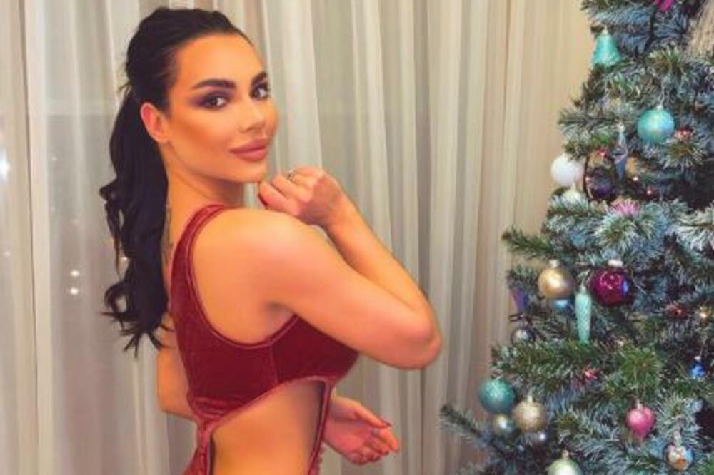 ŠOK POTEZ TOPALKOVE ĆERKE NAKON ŠTO JOJ JE PRIPRETILA BIVŠA ŽENA NJENOG MUŽA: Da li je bila promorana?! (FOTO)