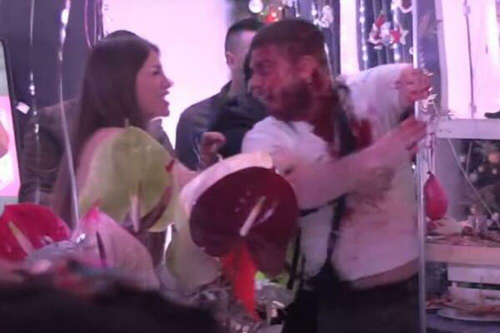 ISPLIVAO SNIMAK GDE SE VIDI KAKO DEJAN UNAKAZUJE SVOJE LICE: Publika traži da se IZBACI i odvede na LEČENJE!