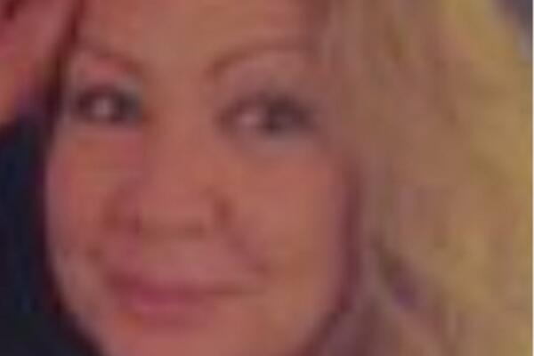 SINA JOJ SEKLI I PREGAZILI AUTOM, A ONA ZATIM URADILA NEŠTO POTPUNO NEOČEKIVANO: Mnogi se pitaju da li je NORMALNA!