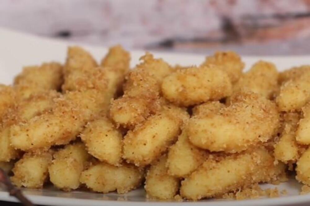 PRETVORITE OSTATKE PIRE KROMPIRA U NEODOLJIV SLATKIŠ: Vrlo popularan u Vojvodini!