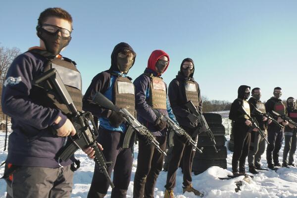 DEČACI IZ ČAČKA VEĆ ZARAĐUJU SVOJ DINAR: Ušteđeni novac uložili u novi BIZNIS, isplatilo im se! (FOTO)