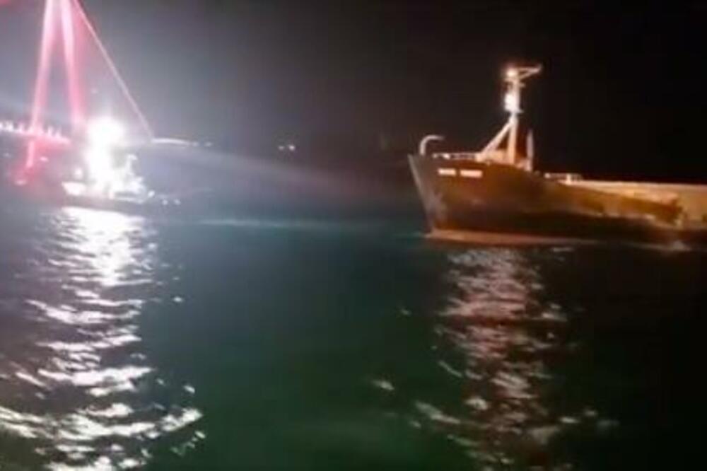 BLOKIRAN BOSFORSKI MOREUZ! Za sva vozila, u OBA SMERA (VIDEO)