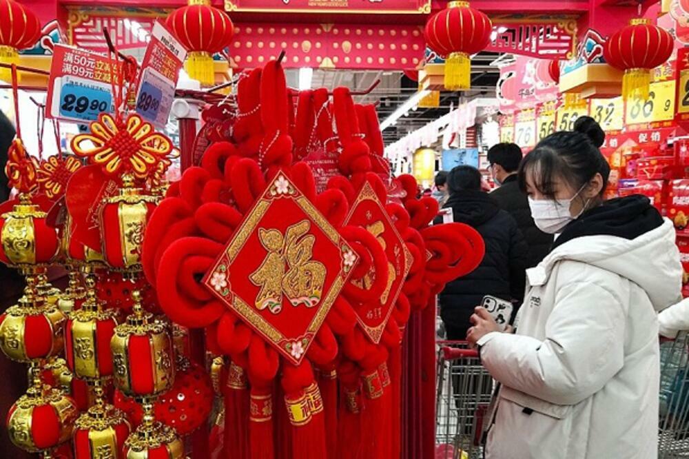 KINA OBJAVILA MERE ZA STIMULISANJE POTROŠNJE UOČI PRAZNIKA: Kovid menja tržišnu politiku