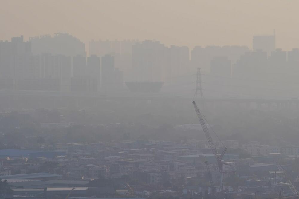 Strašno zagađen vazduh u Beogradu! Snimak zabeležio jezivo stanje zbog kojeg se ljudi plaše da izađu iz kuća!