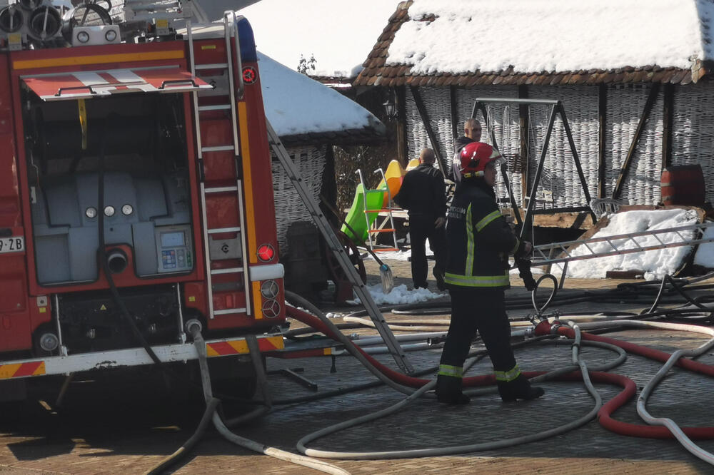 POŽAR U PANČEVU! Vatrena stihija buknula u kući, stradala žena