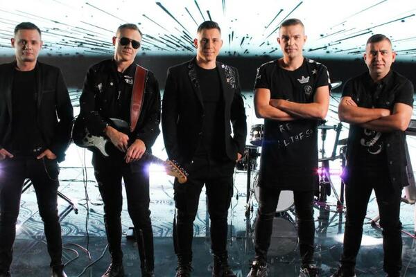 PAO PRVI MILION PREGLEDA: Crna ovca oduševila fanove Dijamanti benda!