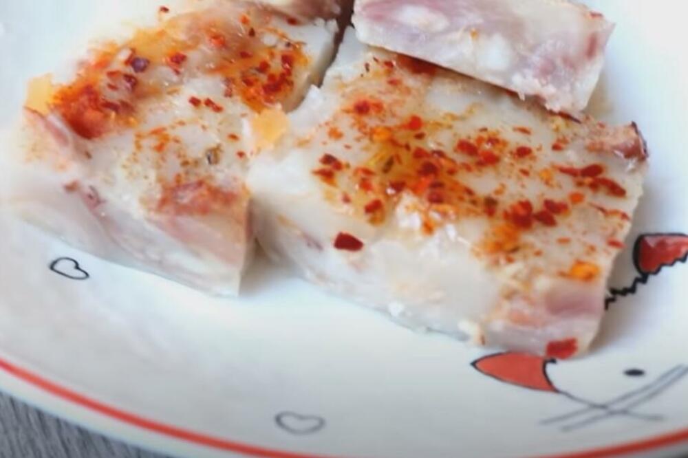 RECEPT ZA PIHTIJE IZ JUGOSLAVIJE BACA U ZABORAV DRUGU HRANU: Ovako ih prave samo STARE DOMAĆICE, ZAPIŠITE!