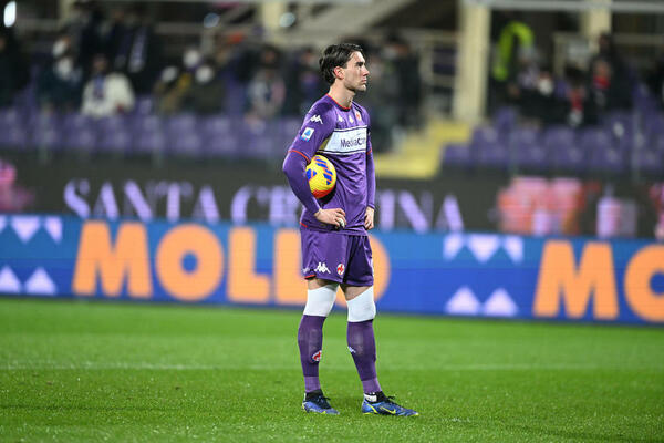 DA LI OVO ZNAČI OPROŠTAJ OD FIORENTINE: Vlahović nije u protokolu za utakmicu protiv Kaljarija!