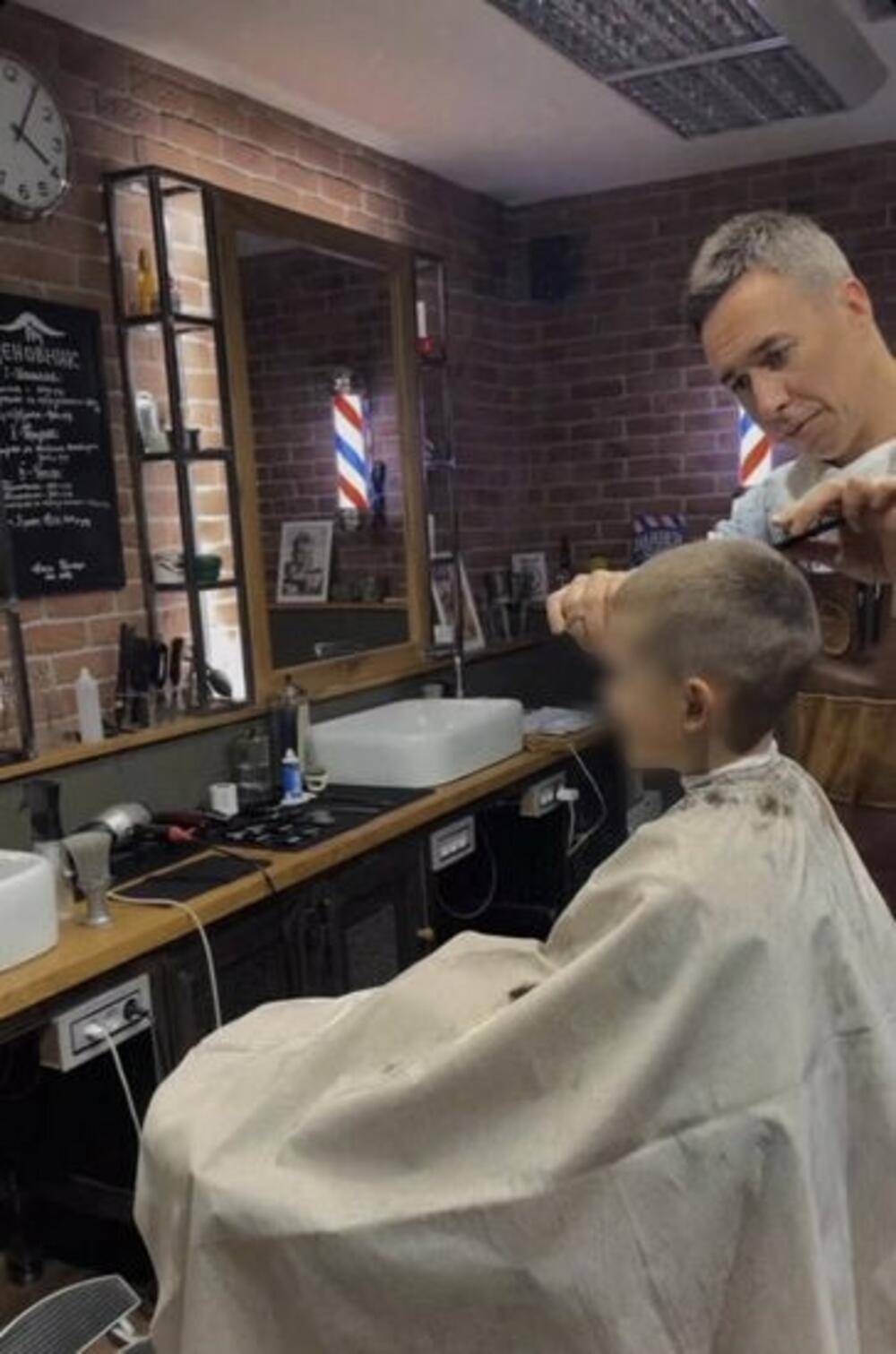 Jelena Kostov, Sin Jelene Kostov