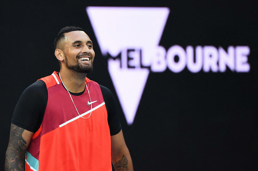 ŠOU U MELBURNU: Kirjos već u prvom kolu bacio u trans australijsku publiku (VIDEO)