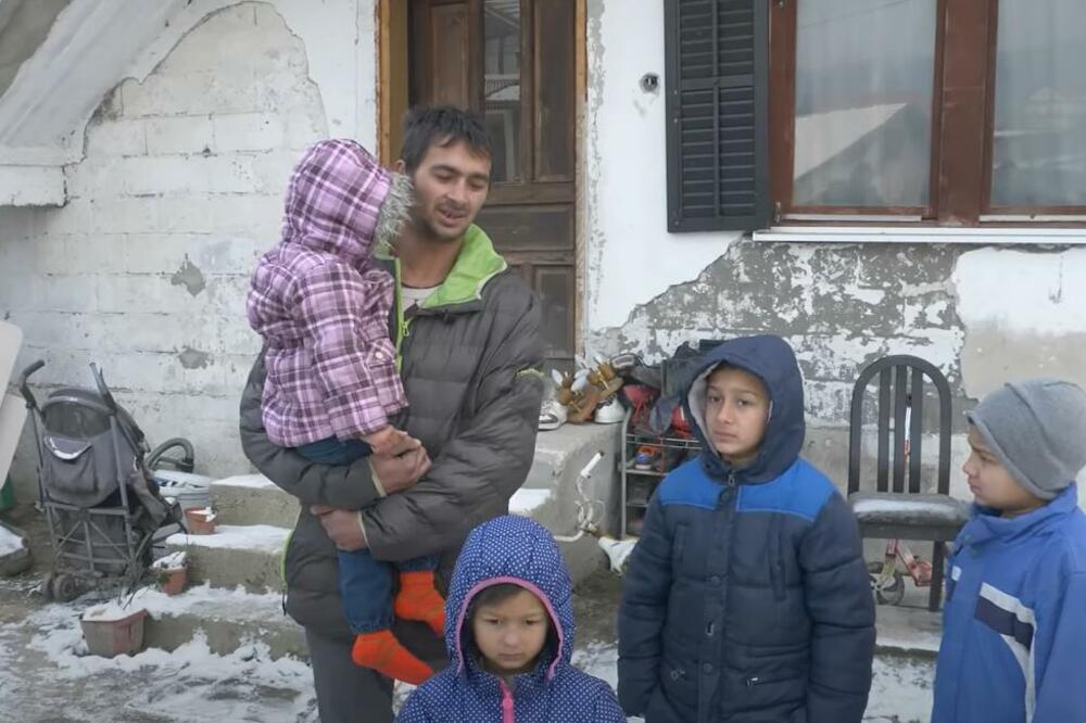 OSTAVILA MUŽA I 4 DECE ZBOG LJUBAVI SA FEJSBUKA! Žive u siromaštvu i mole za POMOĆ (VIDEO)