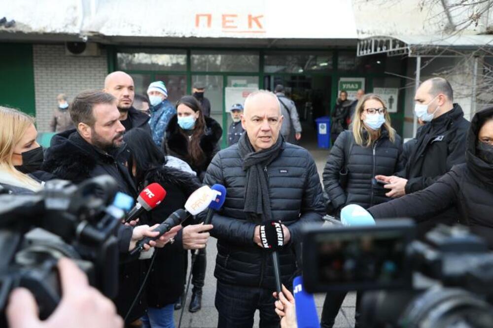 "OČIGLEDNO NISU POSTOJALE "NAZNAKE" DA ĆE SE SRUŠITI KROV NA PIJACI": Radojičić o održavanju starih objekata