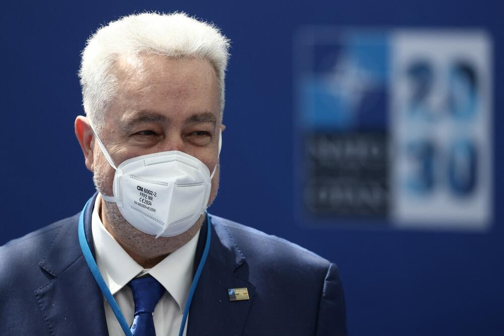 KRIVOKAPIĆ PREUZIMA MINISTARSTVO PRAVDE?