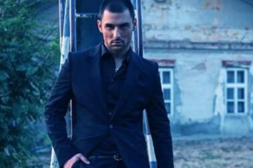 KO JE OVAJ ČOVEK? Od frajera BOLI glava do potpune TRANSFORMACIJE:Nemanju Stevanovića VIŠE NIKO NE PREPOZNAJE! FOTO