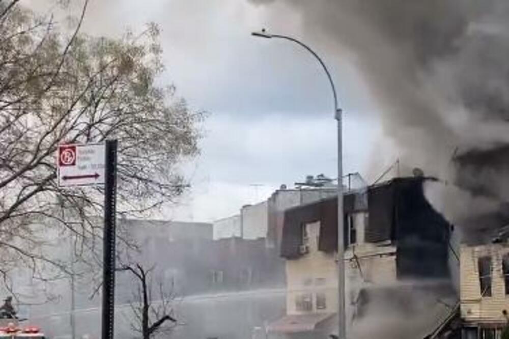VATRENA STIHIJA U NJUJORKU: U eksploziji NASTRADALA JEDNA OSOBA, ima POVREĐENIH (VIDEO)