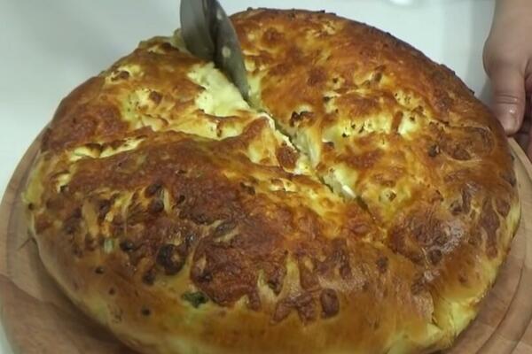 SPECIJALITET IZ SNOVA: Čobanska pita je specijalitet sa istoka Srbije, a sprema se vrlo JEDNOSTAVNO! (RECEPT)
