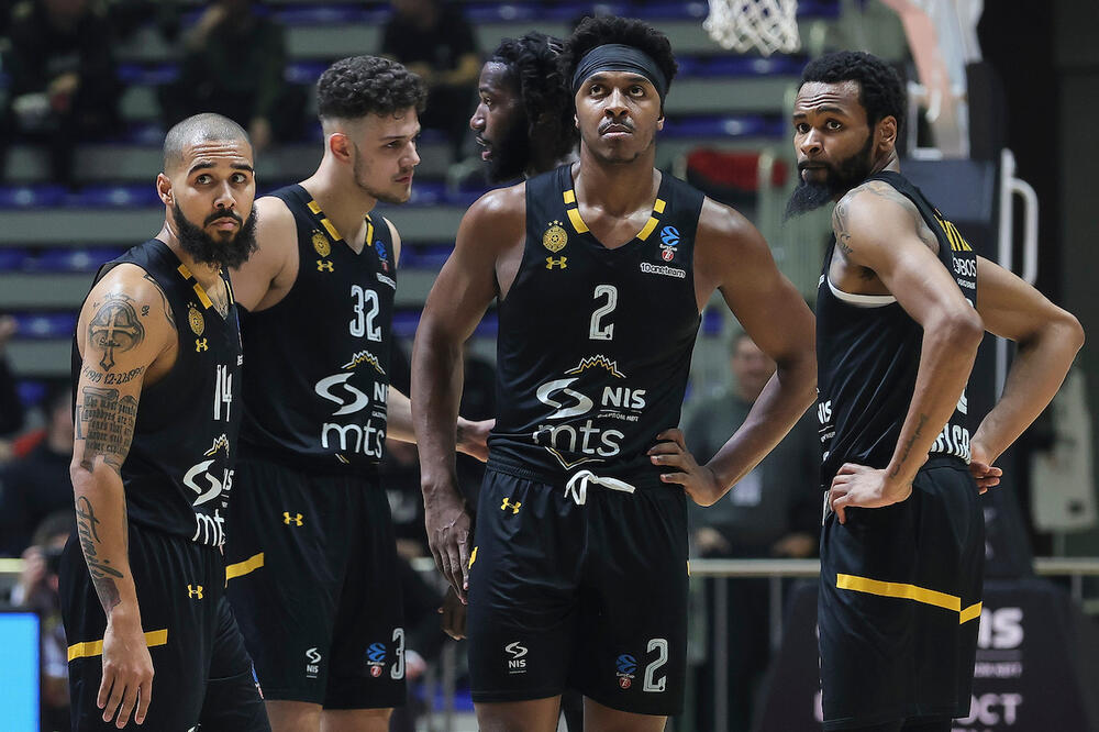 ZBOG KORONE ODLOŽENA UTAKMICA CRNO-BELIH: Partizan i Cibona odmaraju ovog vikenda!