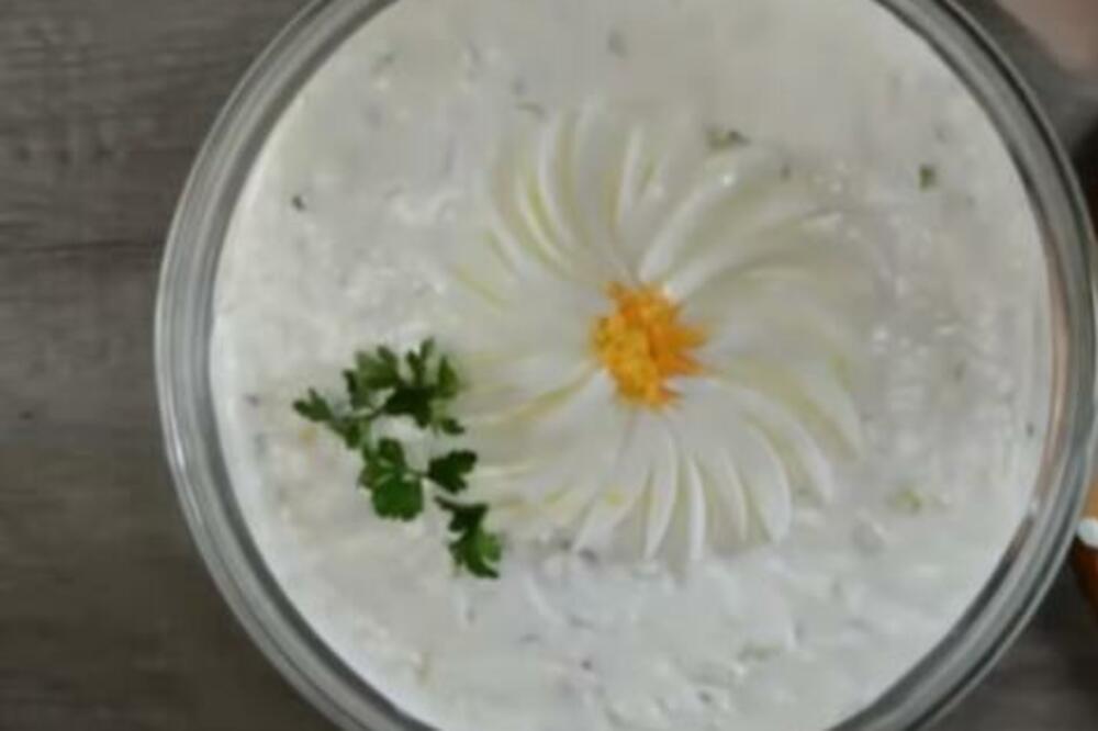 BLIŽI SE SVETI JOVAN, OVAJ RECEPT ĆE VAM TREBATI: METROPOL SALATA idealna za PREDJELO i PEČENJE