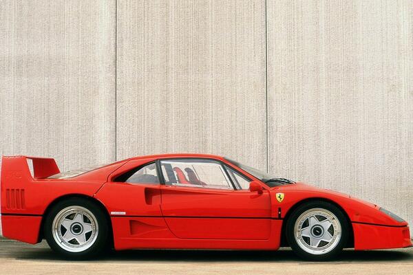 ZNATE LI ZAŠTO JE CRVENA POSTALA ZAŠTITNI ZNAK KUĆE FERARI? Iza svega se krije NEVEROVATNA PRIČA