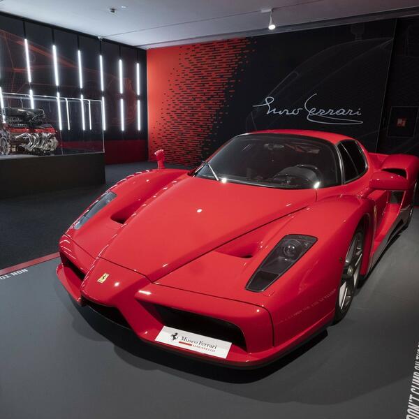 NEKOME RAT, NEKOME BRAT: Pojedini kupci skupocenih automobila mogli bi brže da dobiju naručena vozila