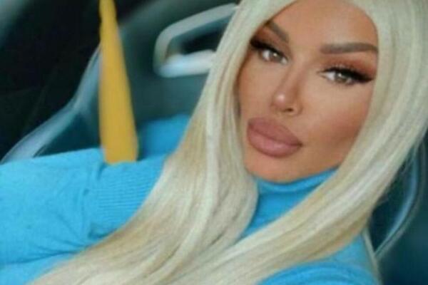 MLADI I POZNATI FUDBALER BACIO OKO NA DARU: Želi je za SEBE, a ona mu ne odgovara jer je slaba sa ENGLESKIM