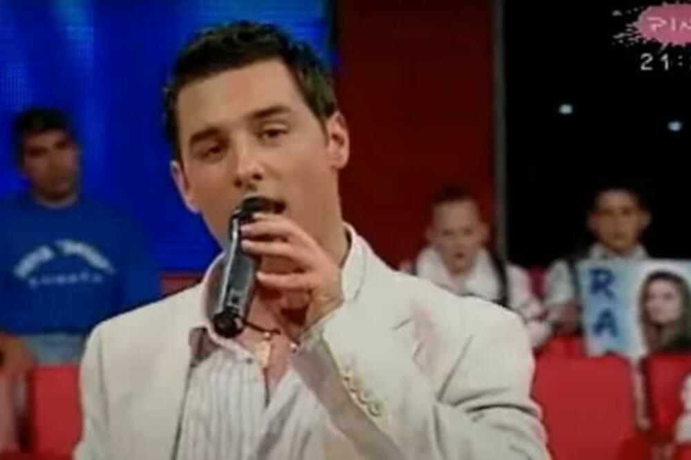 ŽENE SU LUDELE ZA NJIM, NAJBOLJI FRAJER NA ESTRADI NESTAO SA LICA ZEMLJE: Sada je pustio KOSU i postao DRUGI ČOVEK