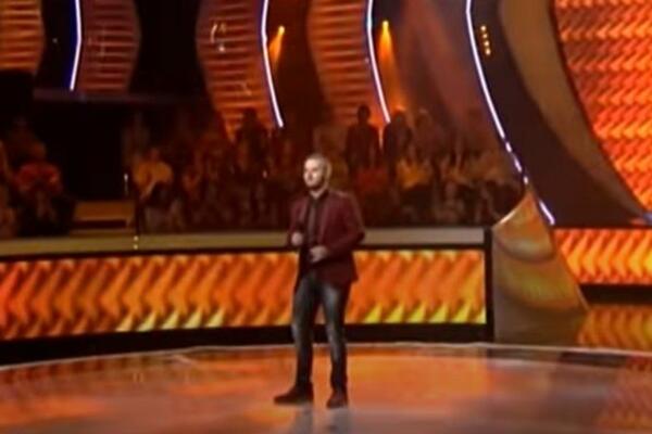 STEFAN JE BIO ZAVISNIK, NALAZIO SE NA DNU: Naša FOLK ZVEZDA je pozvala njegove roditelje i SPASILA mu život!