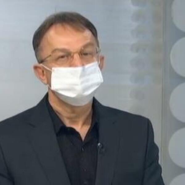 DOKTOR VUKOMANOVIĆ O POVRATKU DECE U ŠKOLE: Da li roditelji treba da budu zabrinuti zbog OMIKRONA?