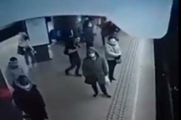 MAŠINOVOĐA JE POSLE OVOGA MORAO NA LEČENJE: Sve je USNIMLJENO I UZNEMIRUJUĆE JE, ulazite na SVOJU ODGOVORNOST!VIDEO