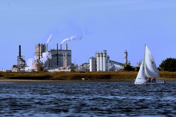 PRETI LI NAM KATASTROFA? Hemijsko zagađenje prešlo "planetartni prag" NAUČNICI UPOZORAVAJU