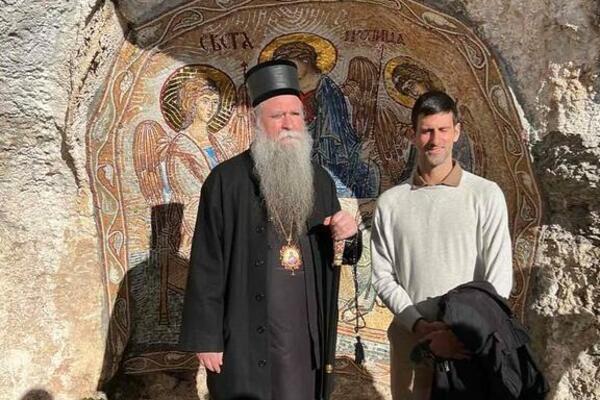 CRNOGORSKI POLITIČAR POZIVA NA PROGON ĐOKOVIĆA: Došao je da podstakne nove proteste! (FOTO)