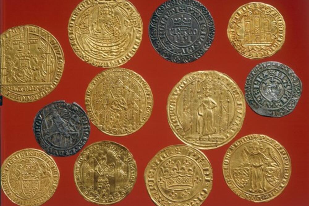 U "GOLFU" IZ KANJIŽE NAĐENE VREDNI ANTIKVITETI IZ 16. VEKA: Nameravao da prenese SVE I SVAŠTA!