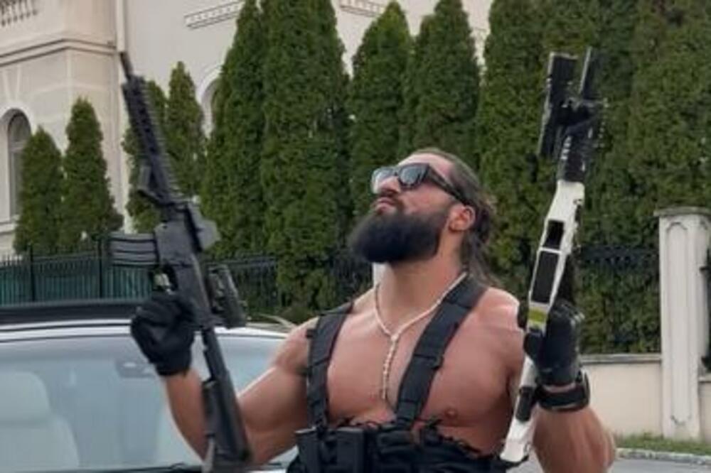 POZNATI BODIBILDER SE POHVALIO NOVIM ORUŽJEM: Borbeni kompleti su spremni! (VIDEO)