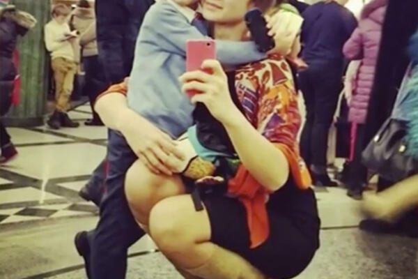 OGLASIO SE LJUBAVNIK NATALIJE KOJA JE OSTAVILA DECU DA SE SMRZNU NA -15: Pitanja su mu bila NEZGODNA