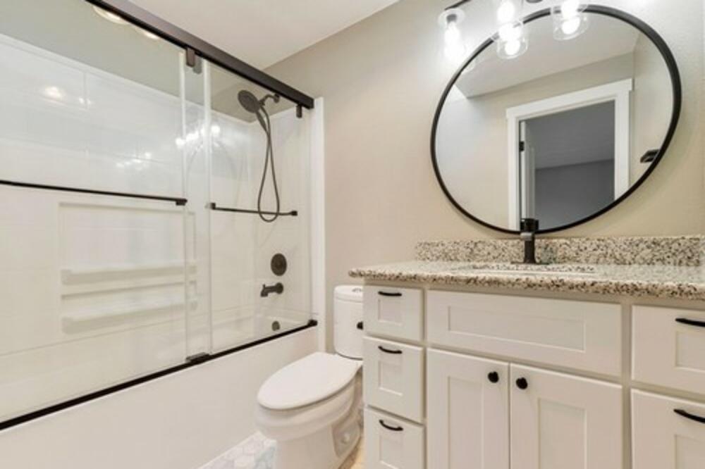 Ove stvari su odraz nemaštine i neukusa! Pola Srba ih ima u kući, a nemaju pojma da do pokazuje da su siromašni