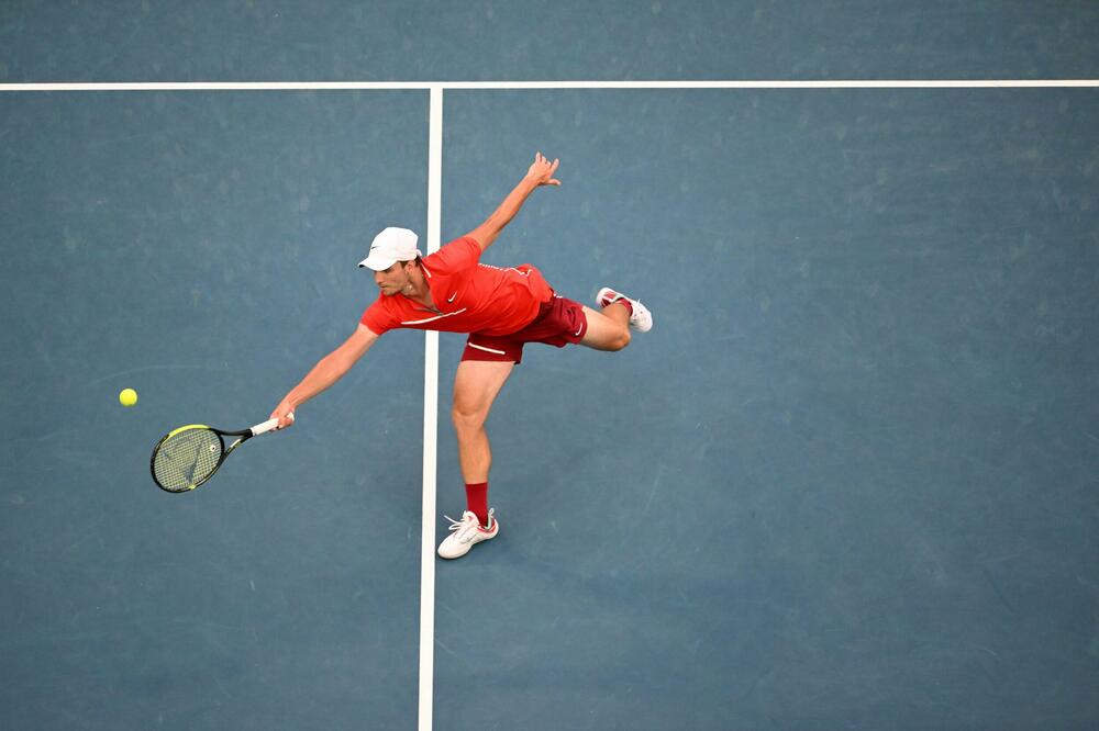 KECMANOVIĆ ZAVRŠIO UČEŠĆE NA AUSTRALIJAN OPENU: Sjajna borba srpskog tenisera protiv raspoloženog Monfisa (FOTO)