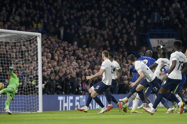 ČELSI PONOVO BOLJI OD TOTENHEMA: Konte i dalje nema rešenja kako da igra protiv svog bivšeg kluba!