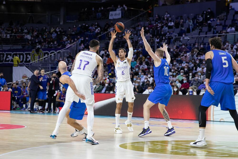 KK Real Madrid, KK Barselona