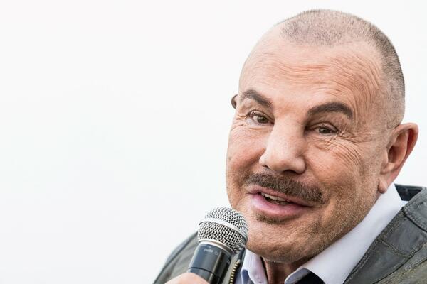 PREMINUO TIJERI MUGLER - modni dizajner i tvorac najprodavanijeg parfema 20. veka! (FOTO)