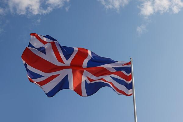 VELIKA BRITANIJA STOPIRALA UPOTREBU KINESKIH KAMERA: Plaše se jednog!