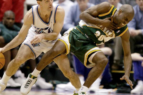 NEMA POPUSTA NI ZA LEGENDU! NBA as IZBAČEN iz dvorane jer ne nosi masku!