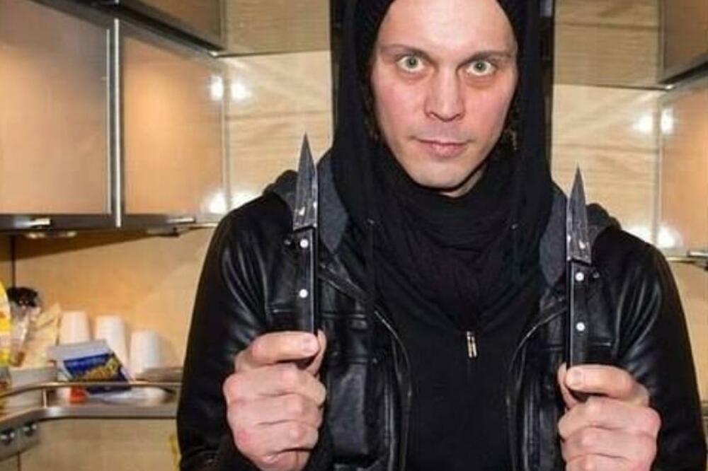 DA LI SE SEĆATE PEVAČA GRUPE "HIM" ZA KOJIM SU LUDELE SVE DEVOJKE! Evo kako Vile Valo sada IZGLEDA! (FOTO)