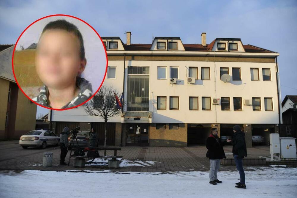 RODITELJI DEČAKA IZ PEĆINACA DOŠLI U POLICIJSKU STANICU: "Rekao nam je da su ga dvojica odvela u kuću!" (VIDEO)