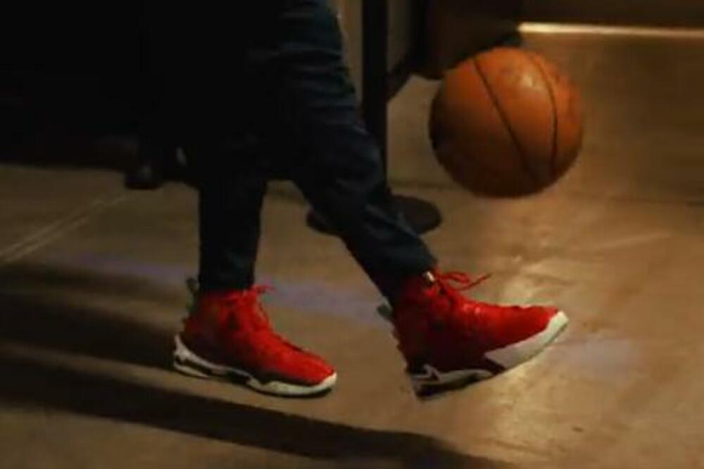 NIKOLA JOKIĆ BI SA OVAKVOM TEHNIKOM MOGAO DA ZAIGRA U KATARU: Pogledajte fudbalske veštine srpskog centra! (VIDEO)